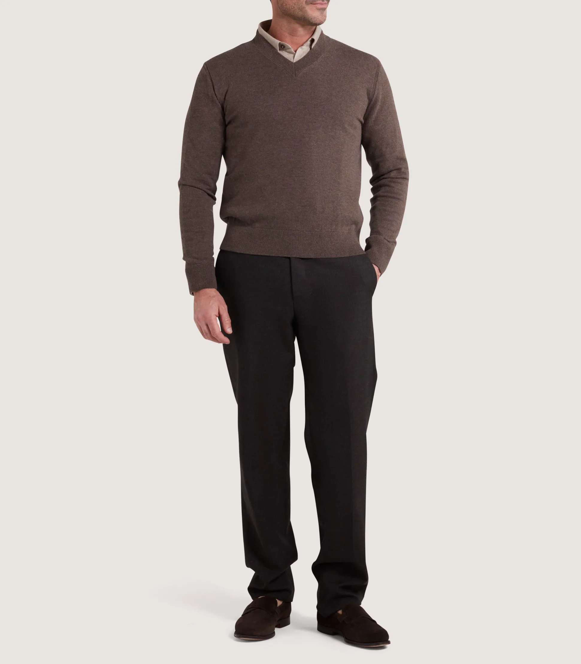 Purdey Men's Ensay British Outdoor V Neck Jumper in Oak